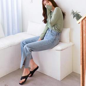 SUBIJEANS 女款側開衩寬鬆直筒牛仔褲 SP186