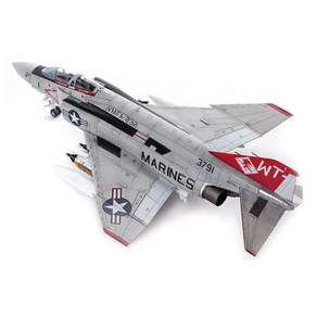 ACADEMY PLASTIC MODEL 1:72美國海軍陸戰隊F-4J VMFA-232戰鬥機模型, 1個