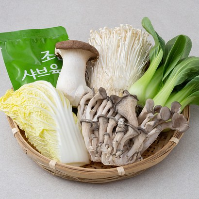 전골용 채소와 버섯