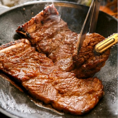 줄서서 먹는 서대문 맛집 국내산 원육 미소그릴 수제돼지갈비