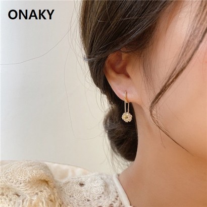 ONAKY 14K 빅사이즈 큐빅드롭 귀걸이