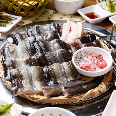 광명수산 통영 자연산 바다장어 아나고 붕장어 장어 중손질장어 캠핑구이장어 캠핑구이용장어 보양식장어 보신장어 단백질장어