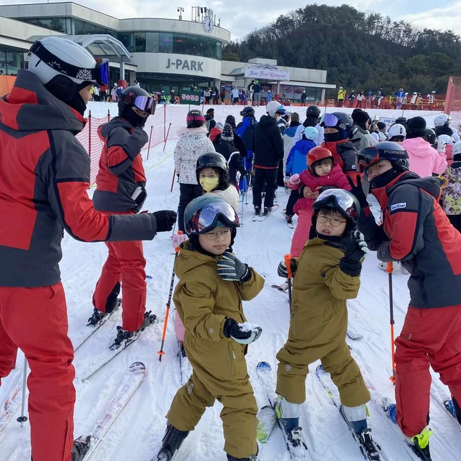 [경기 스키강습 스키] (경기)(지산리조트)친절이 신뢰가된 전문스키강습센터