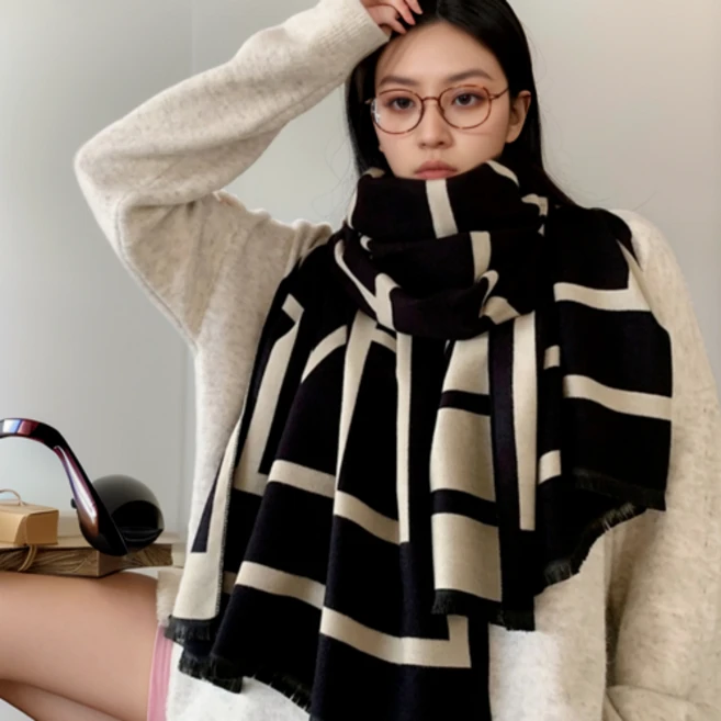 기하학 캐시미어 터치감 광폭 숄 머플러