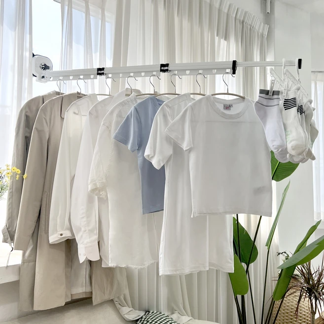 말리시오 벽부착 무타공 흡착 접이식 원룸 빨래 건조대, 4단, 화이트