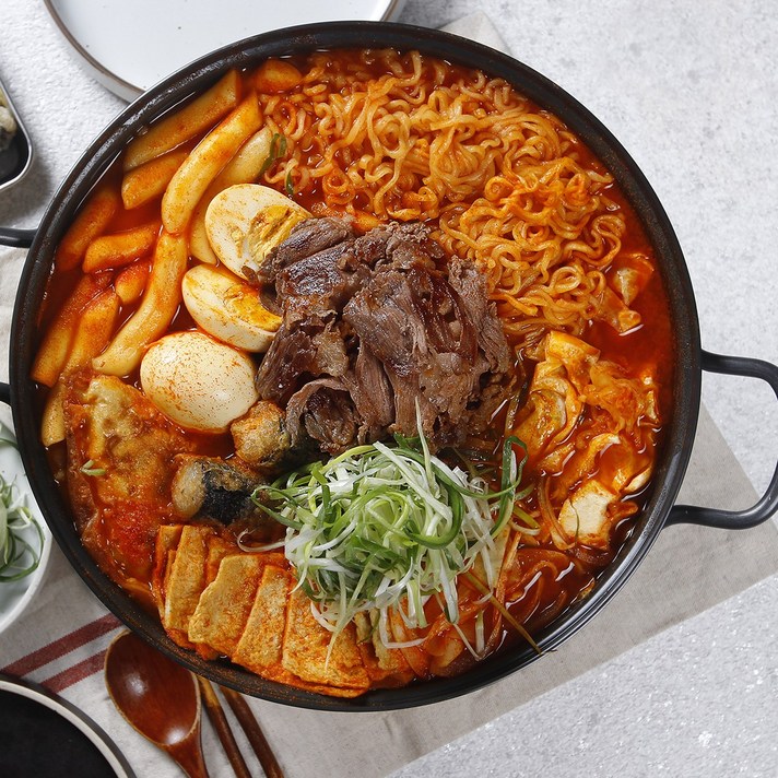 앙트레 차돌 즉석 떡볶이 쿠킹박스 밀키트(2인분) 1017g, 1.26kg, 1개