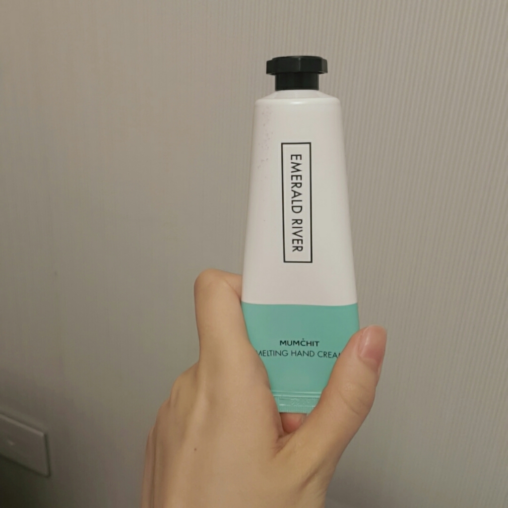 멈칫 멜팅 핸드크림 에메랄드 리버