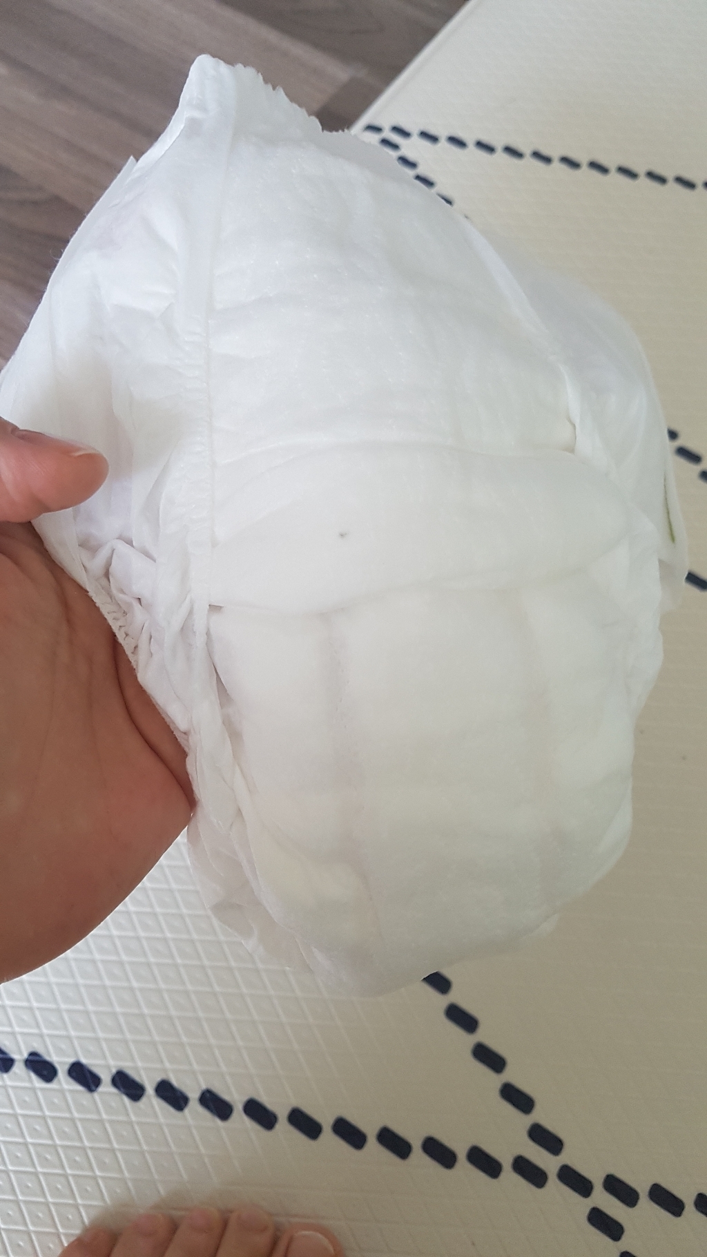 하기스 보송보송 밴드형 기저귀 아동공용 특대형 5단계 리뷰후기