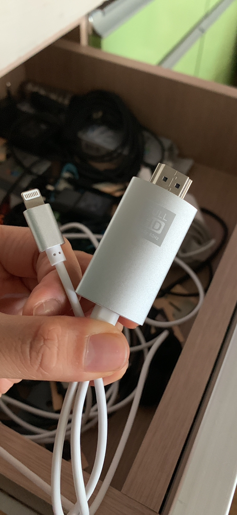 엑토 애플 8핀 HDMI 미러링 케이블 HDMI-04 리뷰후기