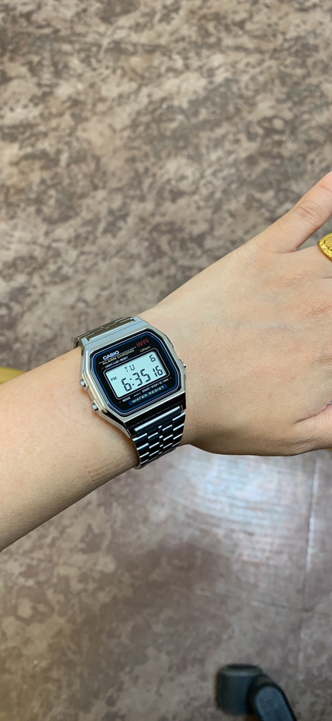 정품 CASIO A168WA-1W 손목시계 DC 리뷰후기