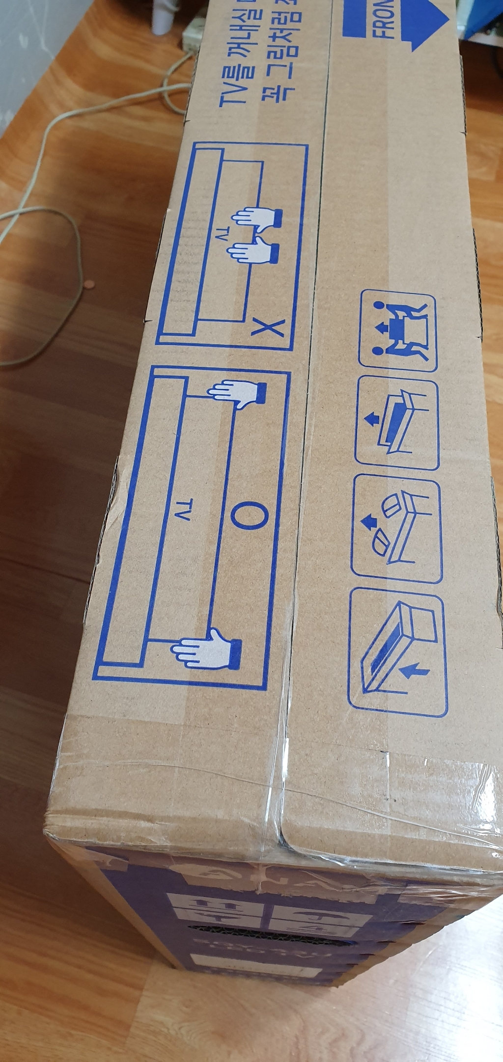 아남 4K UHD ED TV