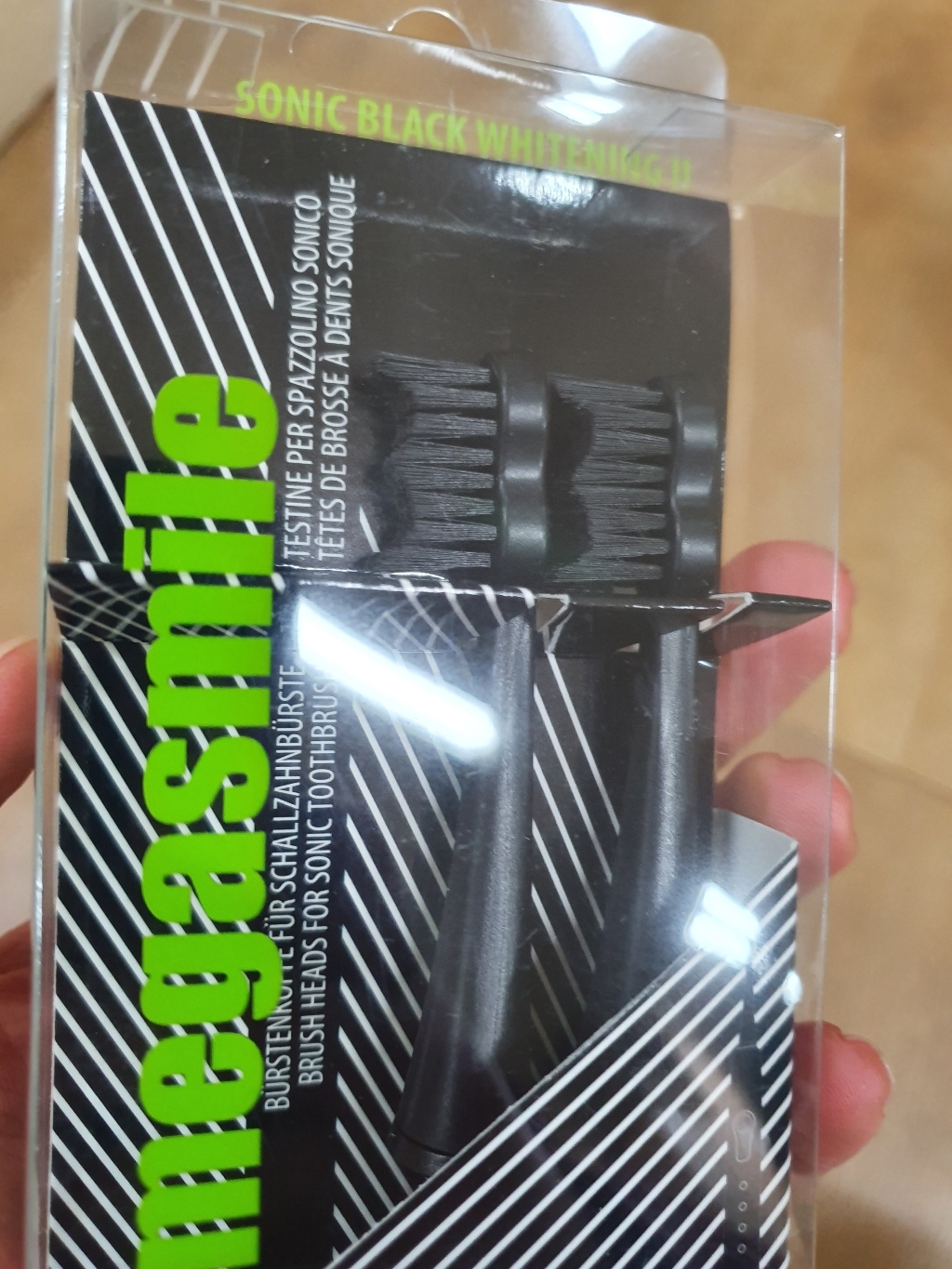 메가스마일 소닉 블랙 화이트닝 2 음파 전동 칫솔모 리필 리뷰후기