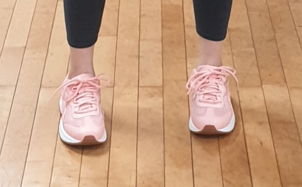 푸마 실리아 운동화 369778-04