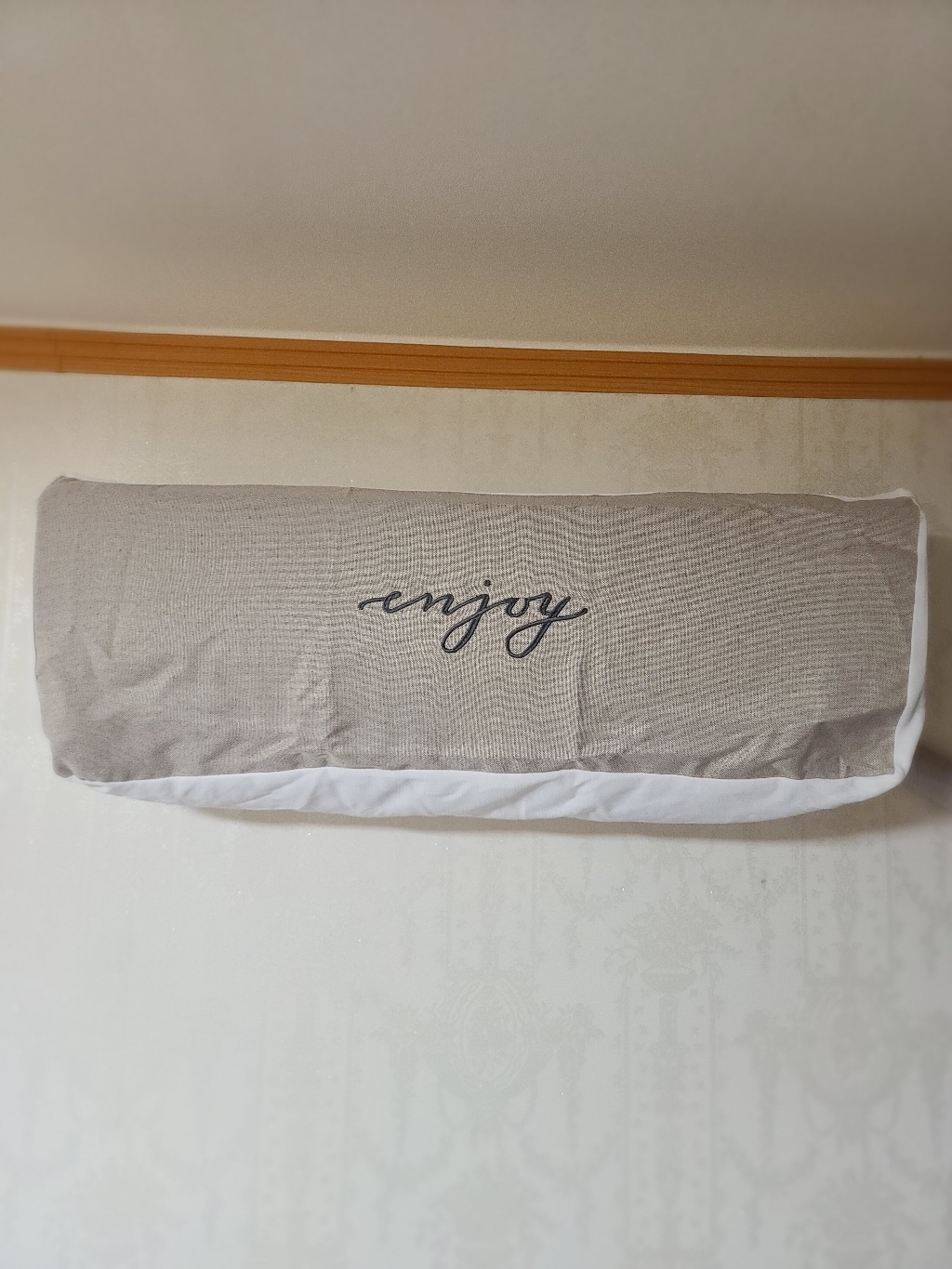 베베데코 엔조이 린넨룩 자수 벽걸이 에어컨커버