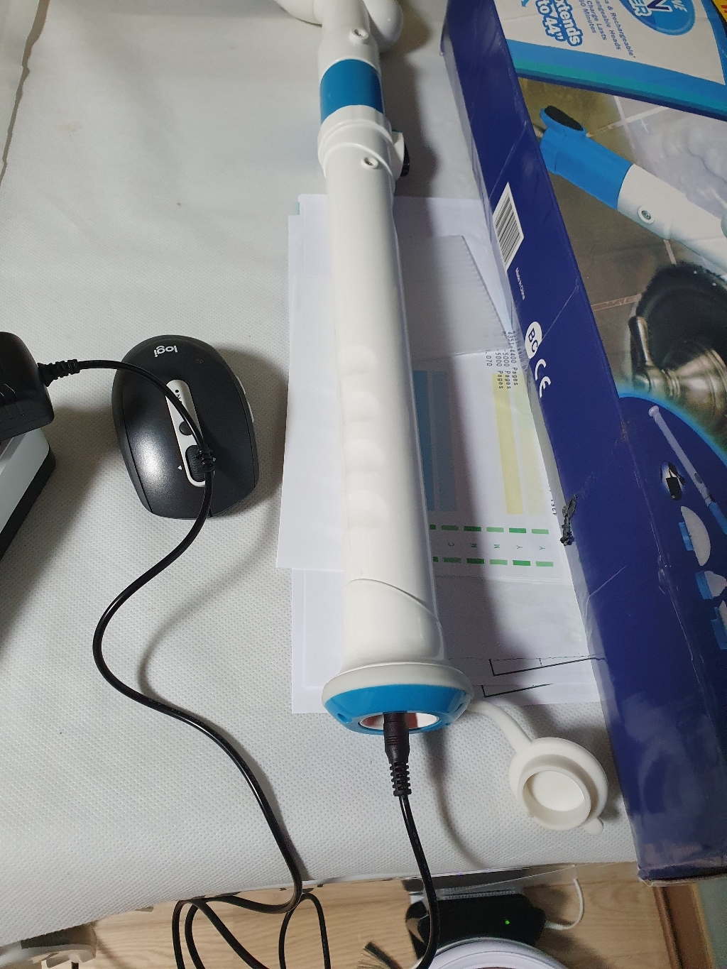 리튬이온 충전지 하이셀제품 충전식배터리 충전기
