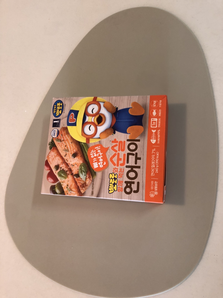은하수산 뽀로로와 함께먹는 순살 연어구이 리뷰후기