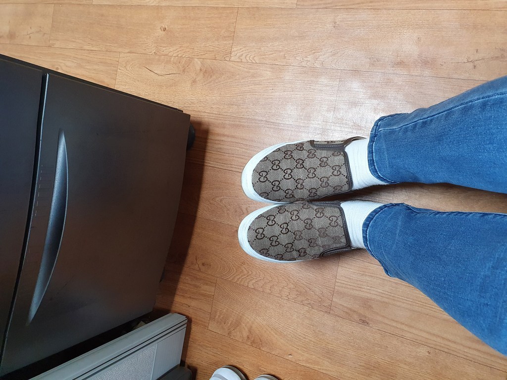 업앤슈 레오케이 명품 여성 브랜드 통굽 블로퍼 운동화 슬리퍼 리뷰 후기