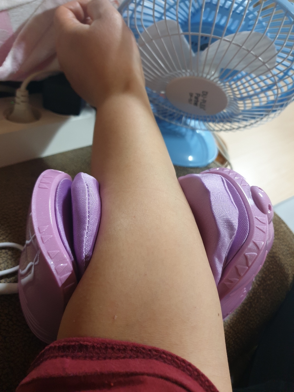 메디니스 타이그레스 온열 손목마사지기 리뷰후기