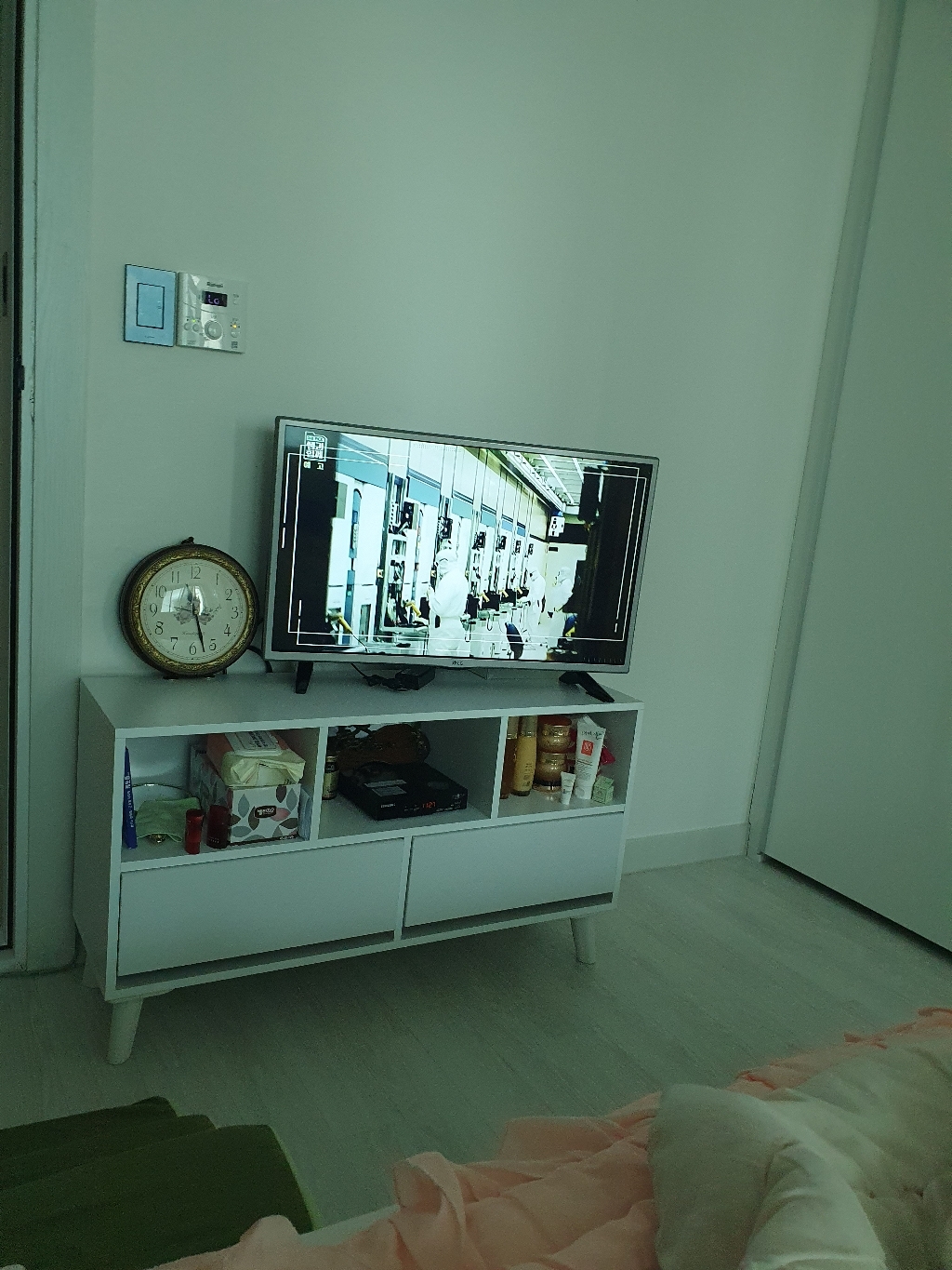 나만의공간 르망 1000 높은 거실장 안방 티비장 티브이장 티브장 티비선반 다이 원목 TV
