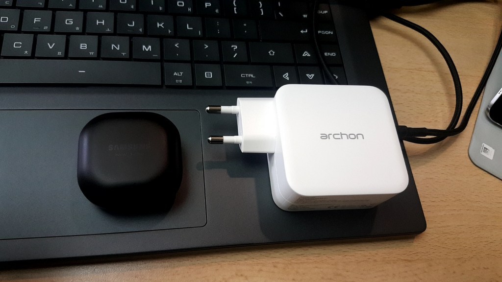 원더스 아콘 ACD100 100W aN2포트 초고속 D충전기 리뷰 후기