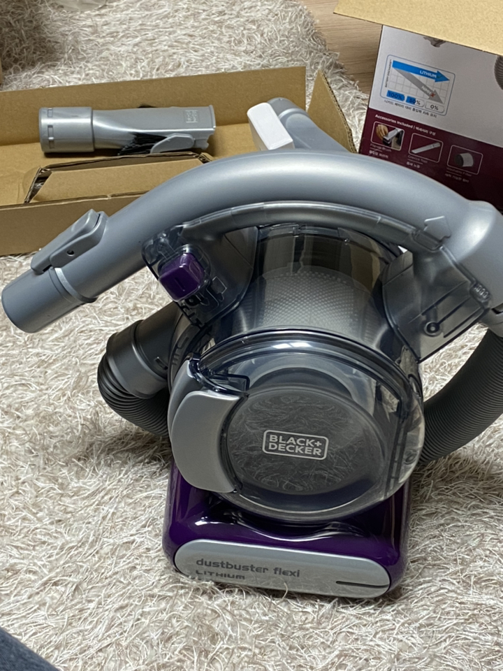블랙앤데커 플렉시블 코끼리코 무선 핸디형 청소기 DB315J