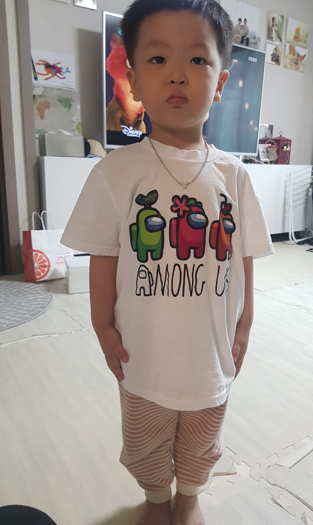 뉴욕꼬맹이 어몽어스 반팔티 US012