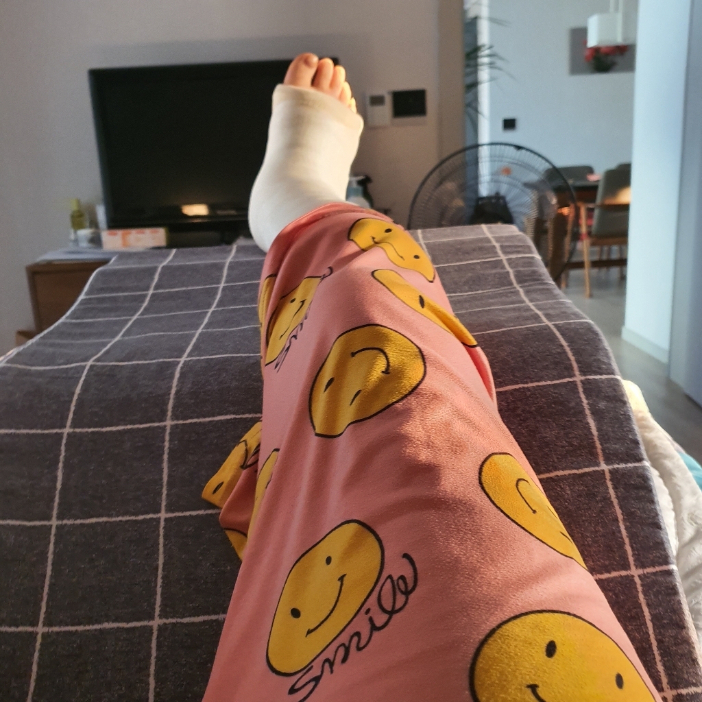 꼬메벨로 부끼 제로 다리 발 쿠션 하이 버전
