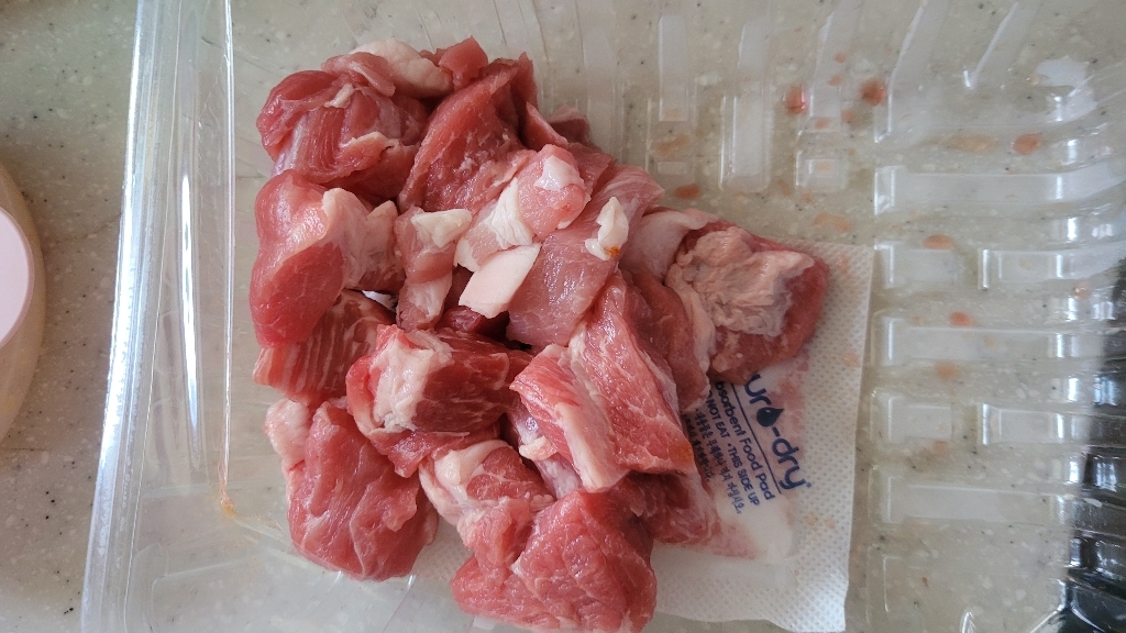 파머스 듀록 한돈 무항생제 인증 앞다리 찌개용