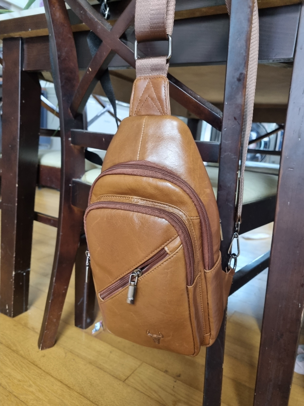 블루마운트 가죽 남성 슬링백 7243
