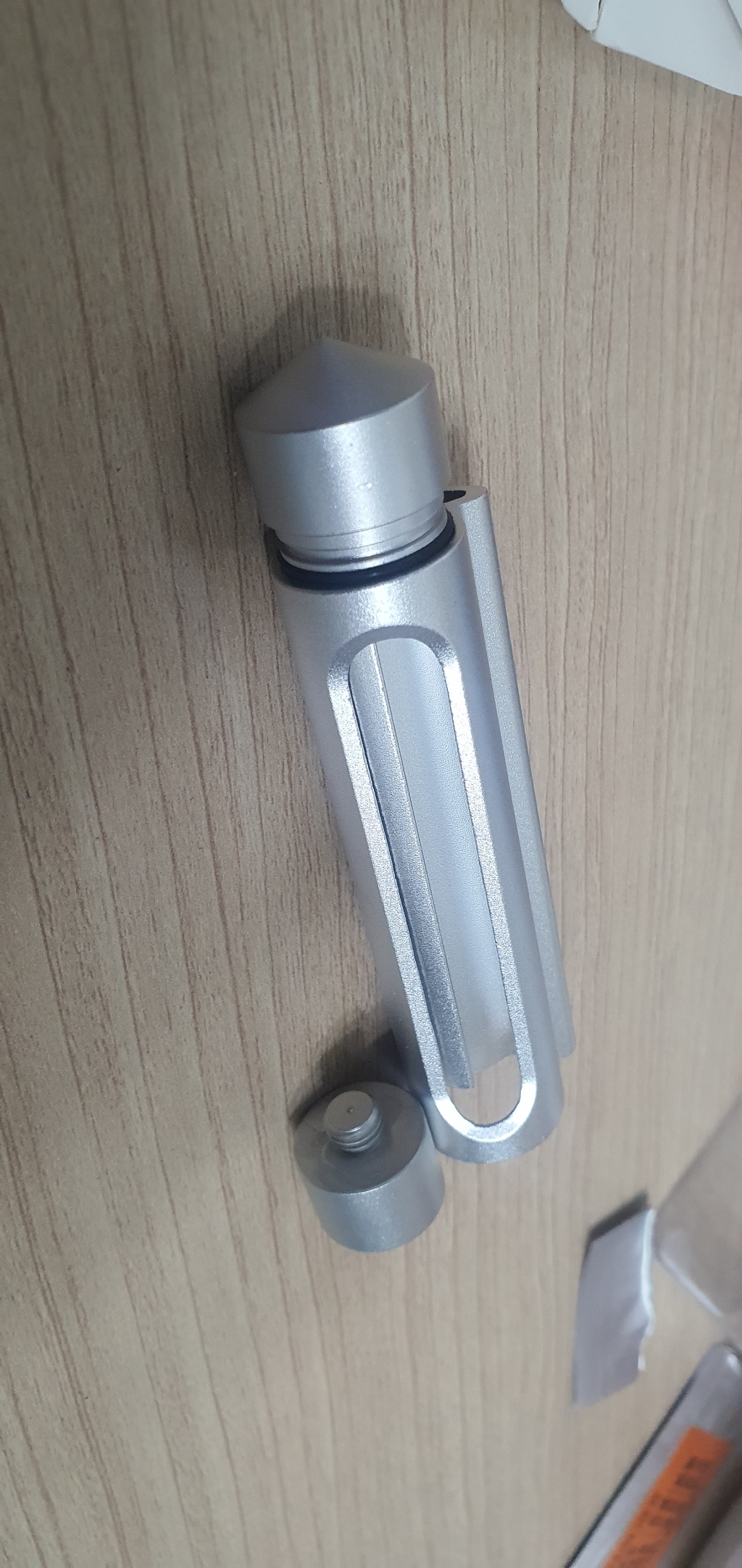 디씨네트워크 비상탈출 메탈 논슬립 안심 자동차 주차번판