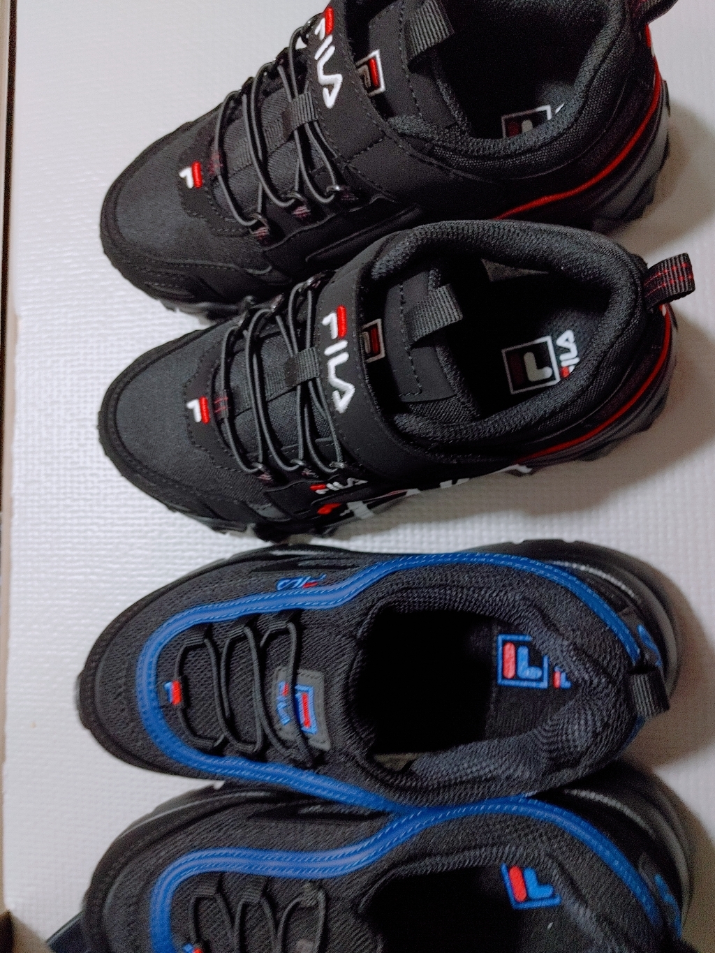 휠라 아동용 디스럽터 트레이너 98/20 KD 운동화 01259D