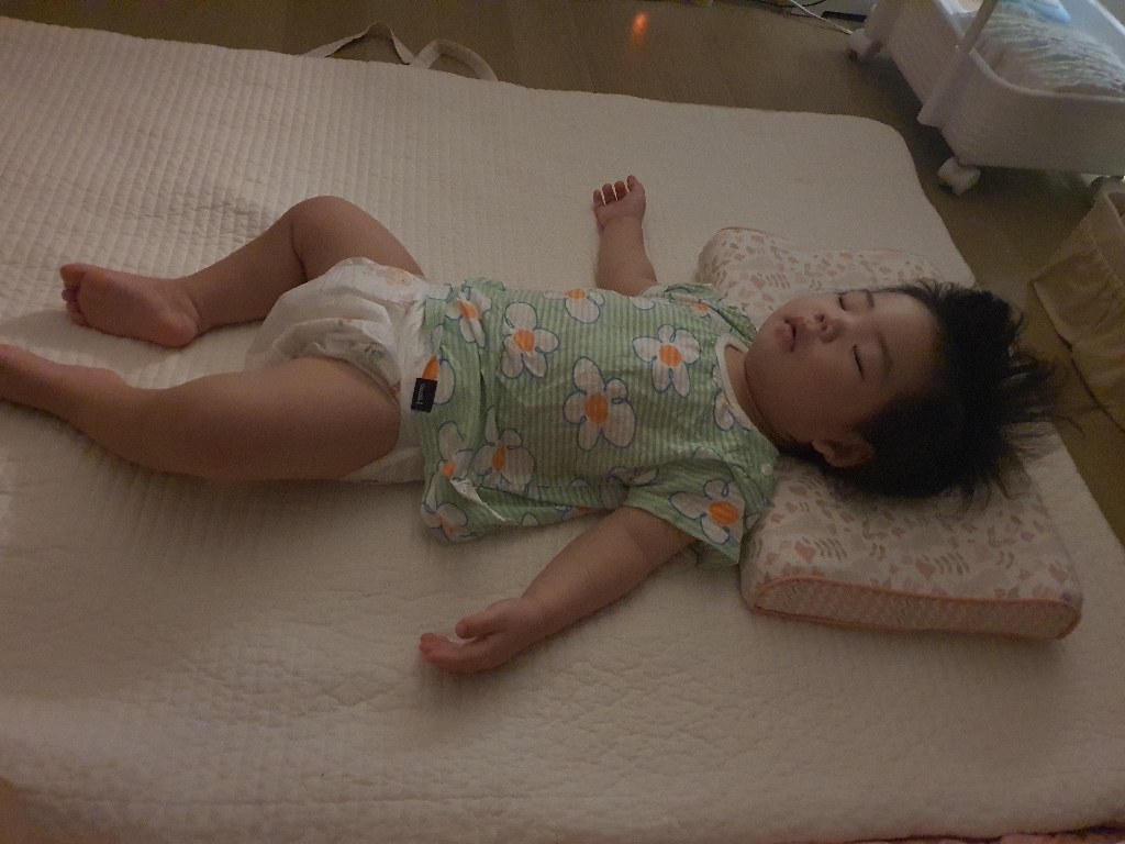 슬립스파 유아 굴곡 베개