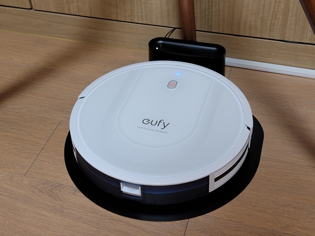 eufy 로보백 10 하이브리드 물걸레 로봇 청소기