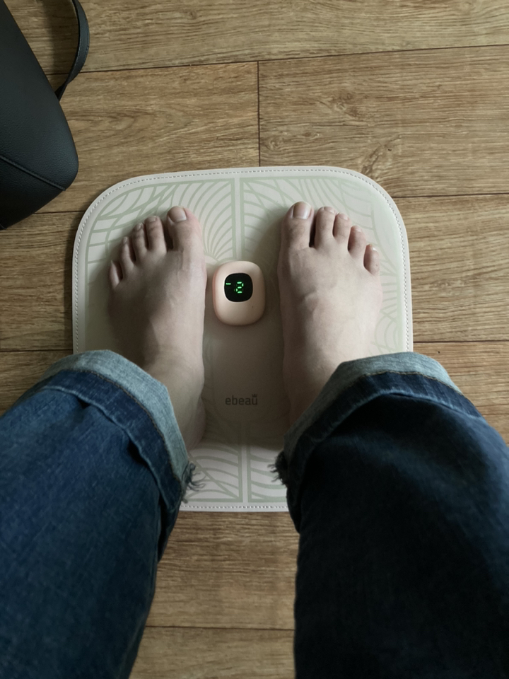 애뷰 EMS 저주파 다리 발 마사지 패드 리뷰후기
