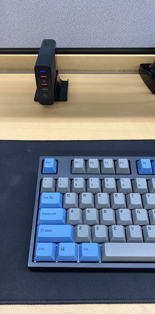 유엠투 D USB C타입 접지 고속 멀티 충전기 QCD150W