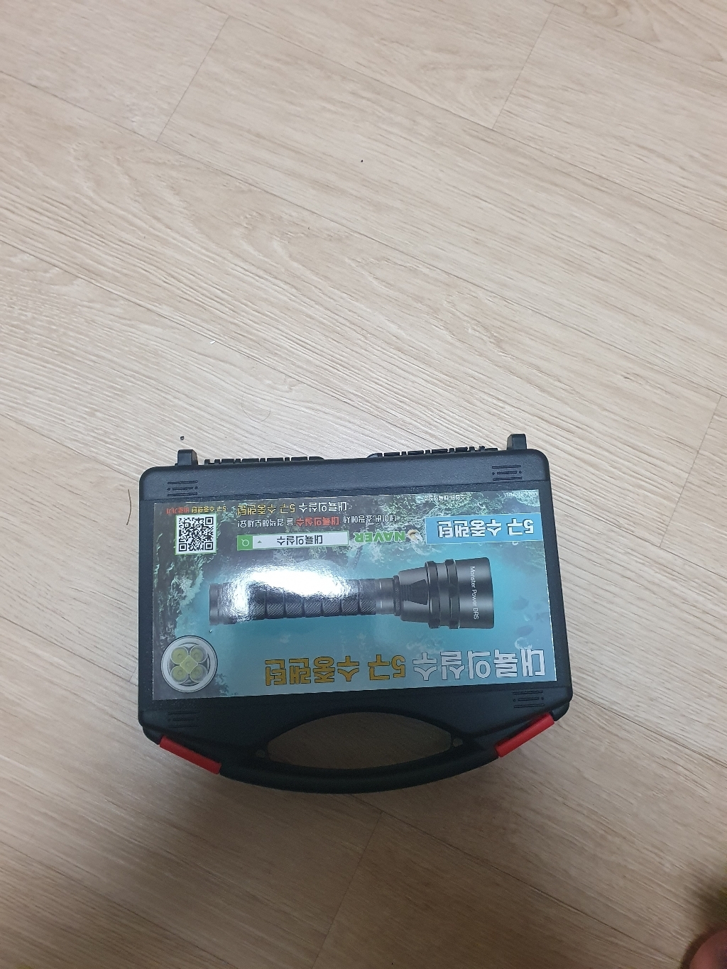대륙의실수 ED 충전식 5구 수중랜턴 4800루멘 랜턴