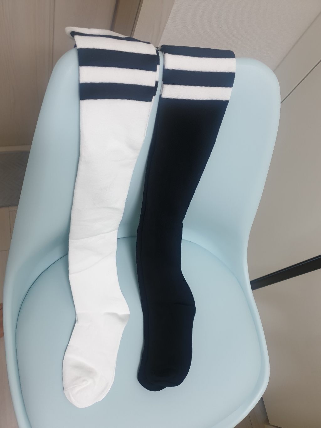 브랜드톡톡 골프 니삭스 필라테스 흘러내리지 않는 스타킹 필라테스양말 무릎양말