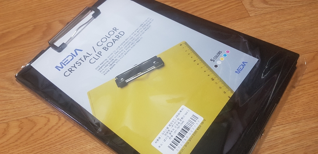 EDIA 크리스탈 칼라 클립보드