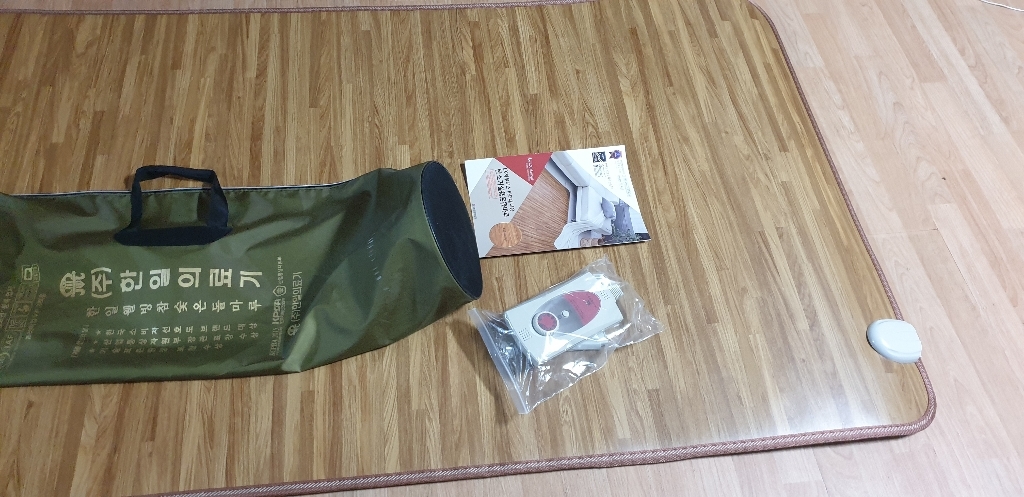 한일의료기 온돌마루 X하우시스 ZIN 모노륨원단 거실용 전기매트 H-X1000