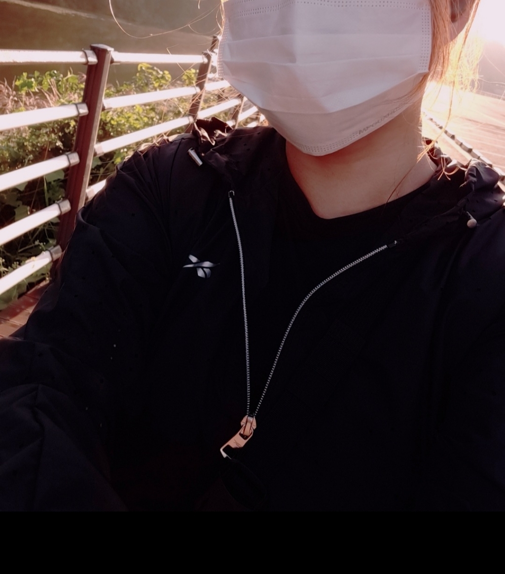 [REEBOK] NEW 리복 경량 후드 바람막이자켓 여성 3종 택1 리뷰 후기