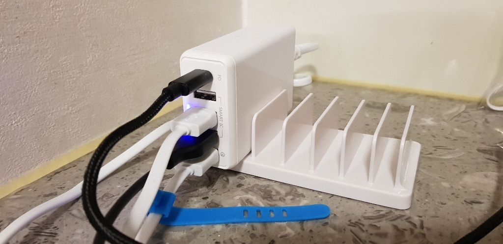 알로코리아 USB-D 고속 멀티충전기 C타입 패키지세트 UCD