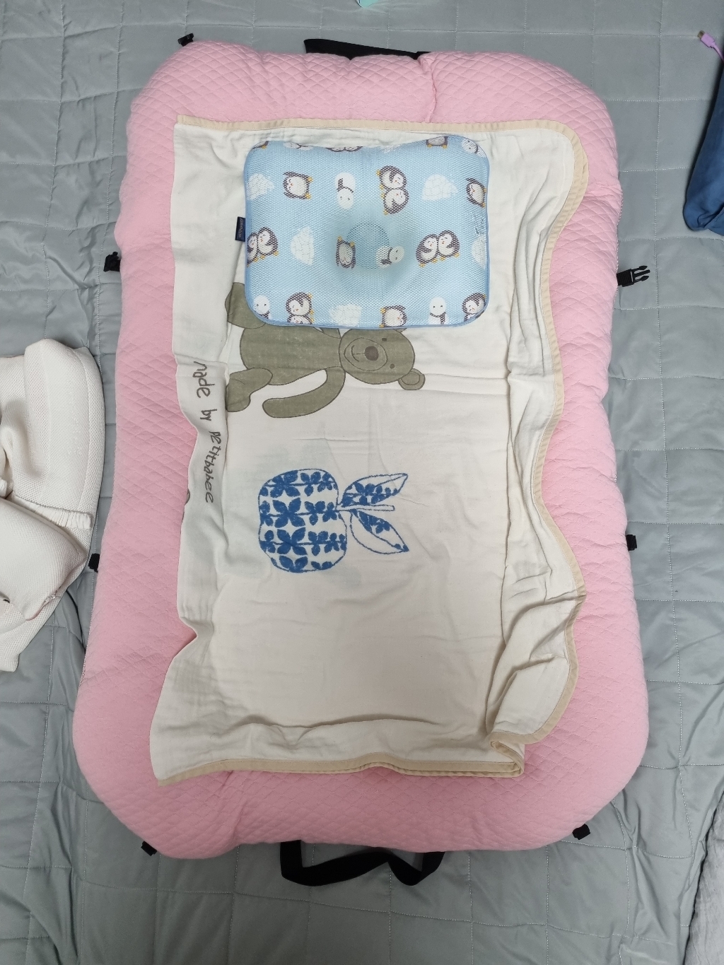 휴대용 유아 아기침대 쿠션 범퍼 가드
