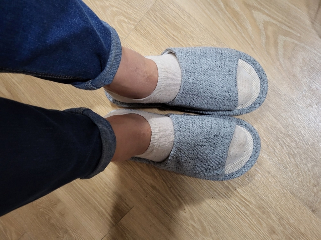 생활공식 푹신한 사계절 거실화