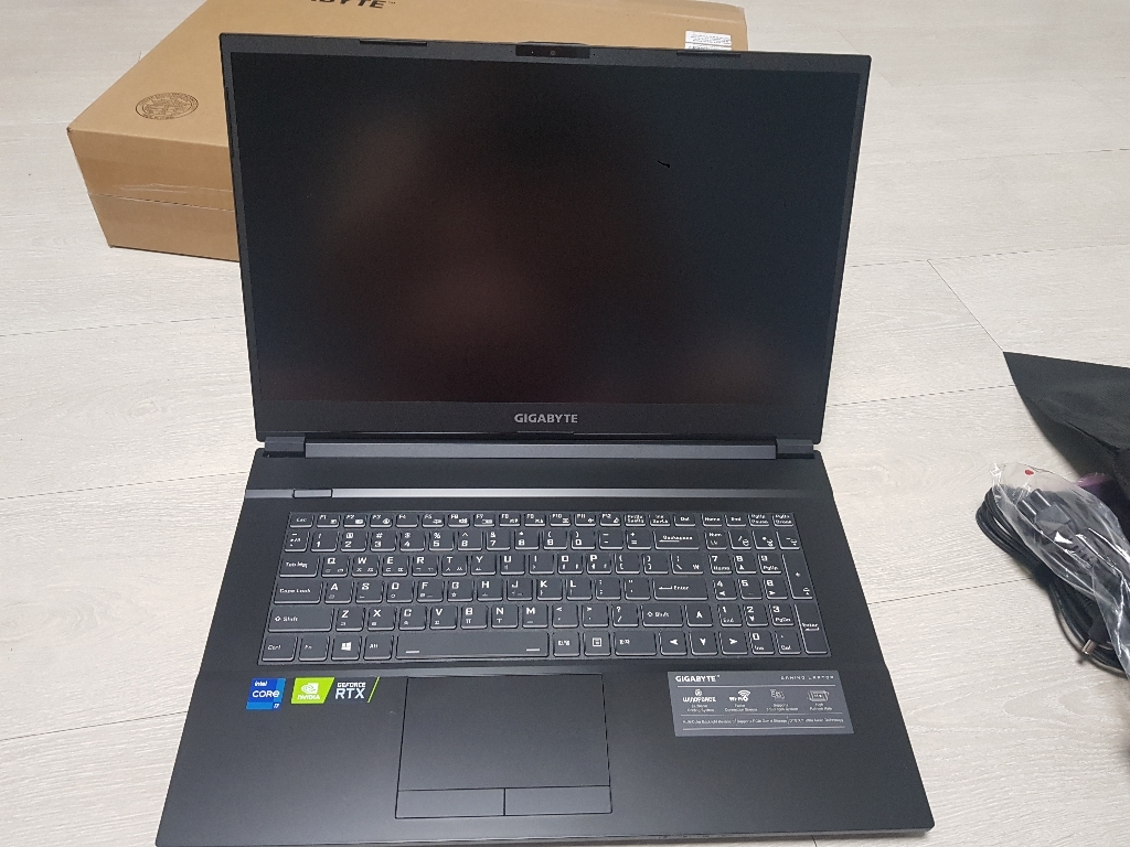 기가바이트 2021 7 D i7