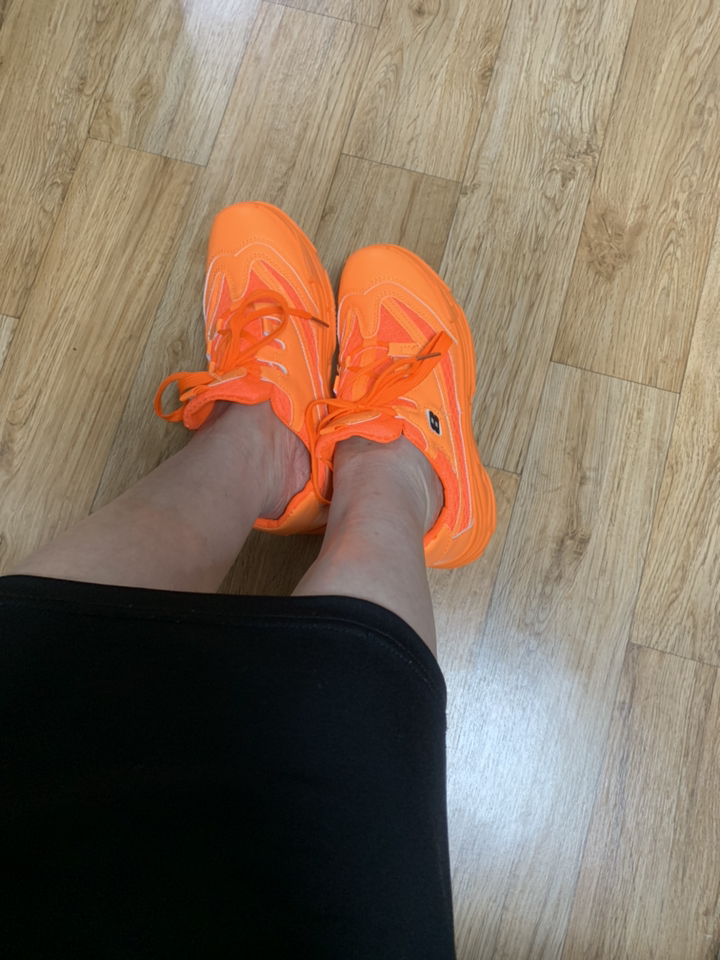 콩 K SHOES 네온 원톤 패션 운동화