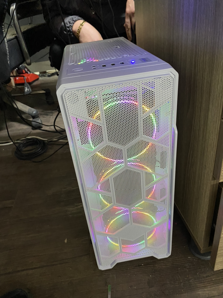 2020년 최고의 가성비 컴퓨터 i7 TX960 게이밍C 최강자