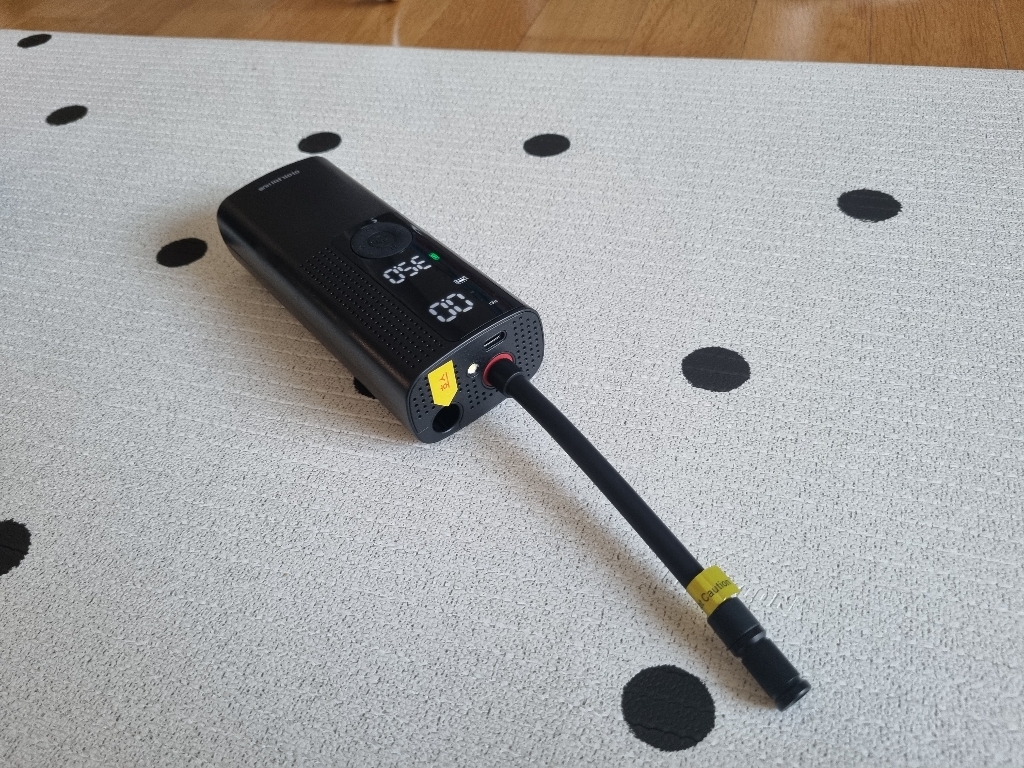 아이나비 휴대용 스마트 자동차 자전거 타이어 에어펌프 EI-308 파우치