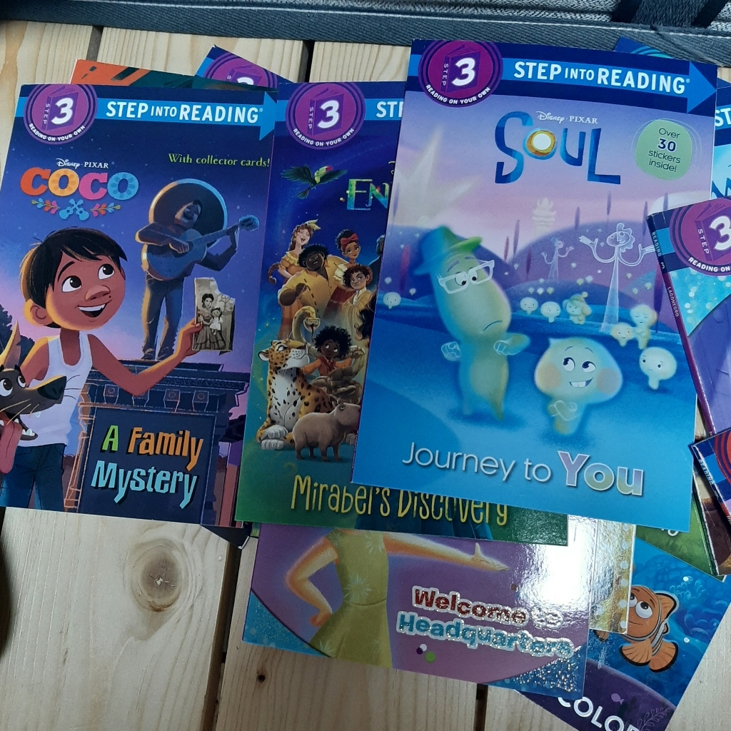 Ste into Readin 리더스북 Disney & Dreaworks 3 단계 18종