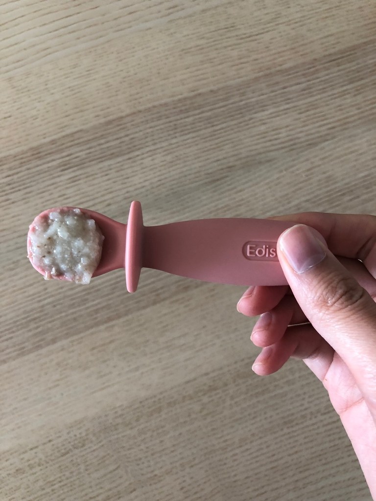 에디슨 스스로 실리콘 흡착 식판 스푼