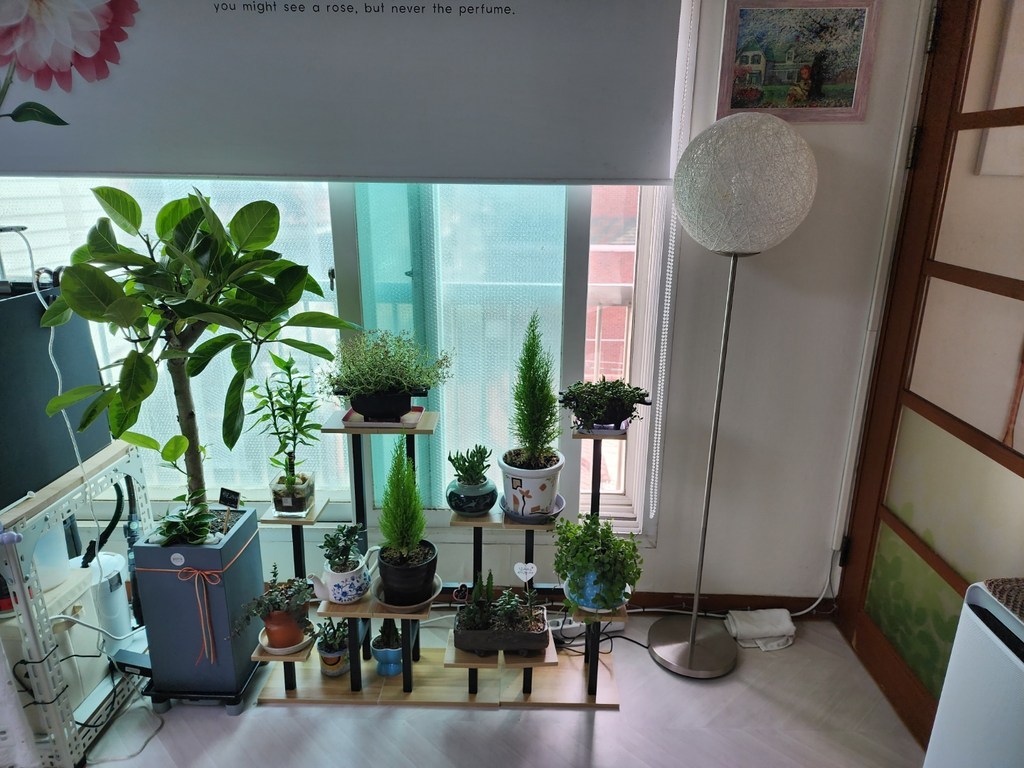 리리론스 인테리어 모던 화분정리대 4단